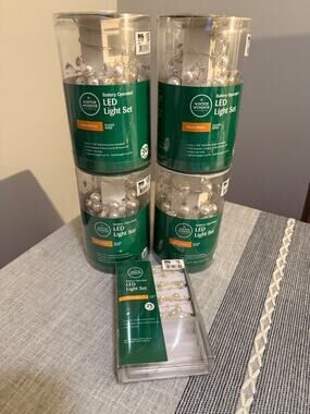 🎄 Battery Operated LED Light Sets – Winter Wonder Lane – Warm White (Lot) ✨